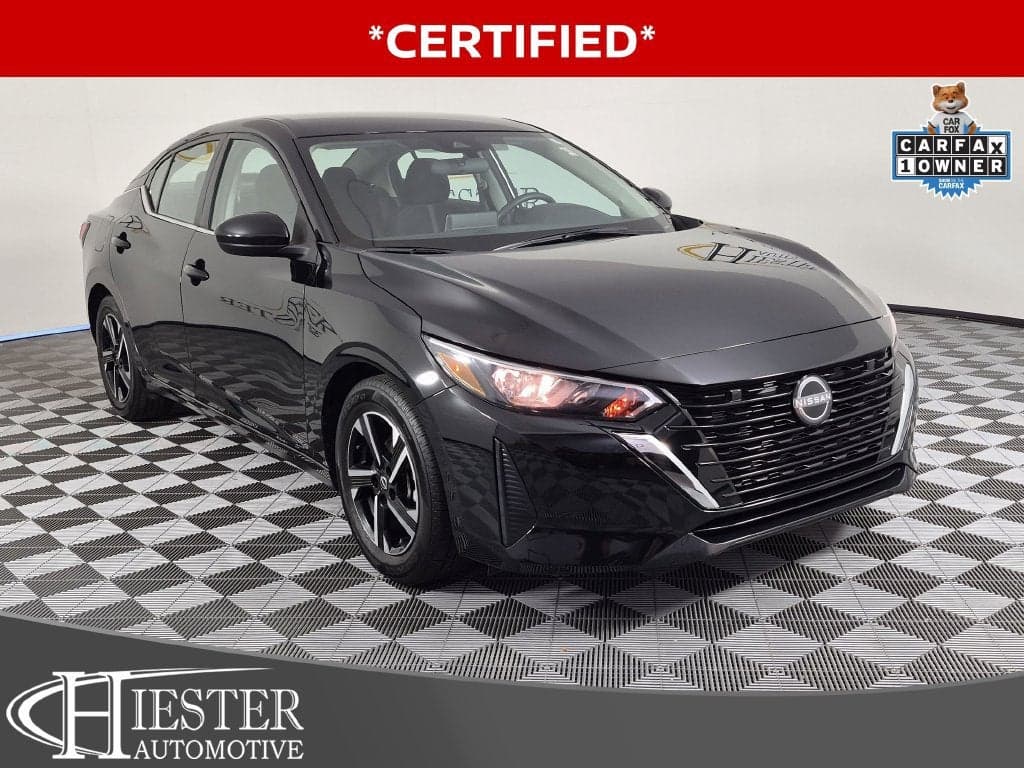 2025 Nissan Sentra SV — photo 1 of 5