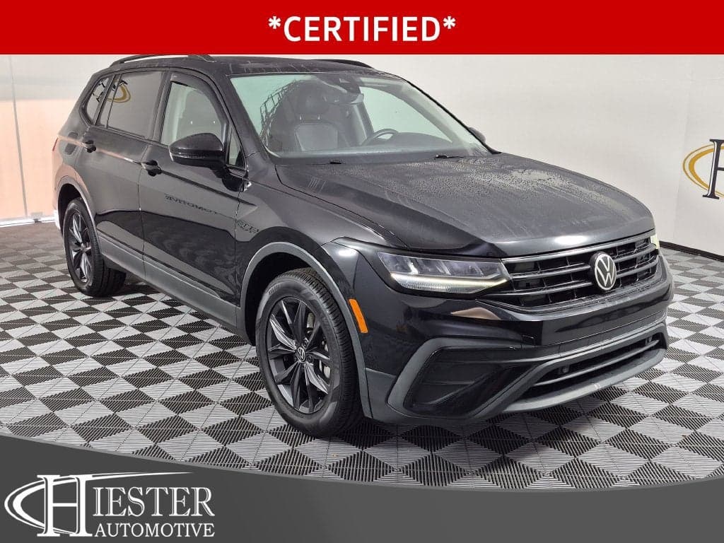 2022 Volkswagen Tiguan SE — photo 1 of 5