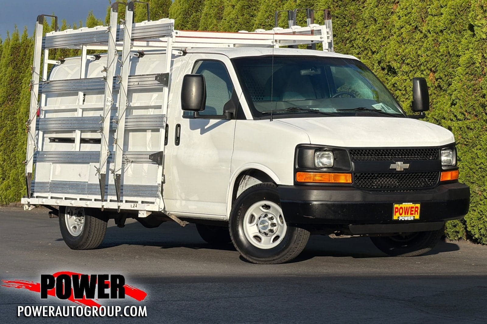2010 Chevrolet Express Cargo Van Base — photo 1 of 5
