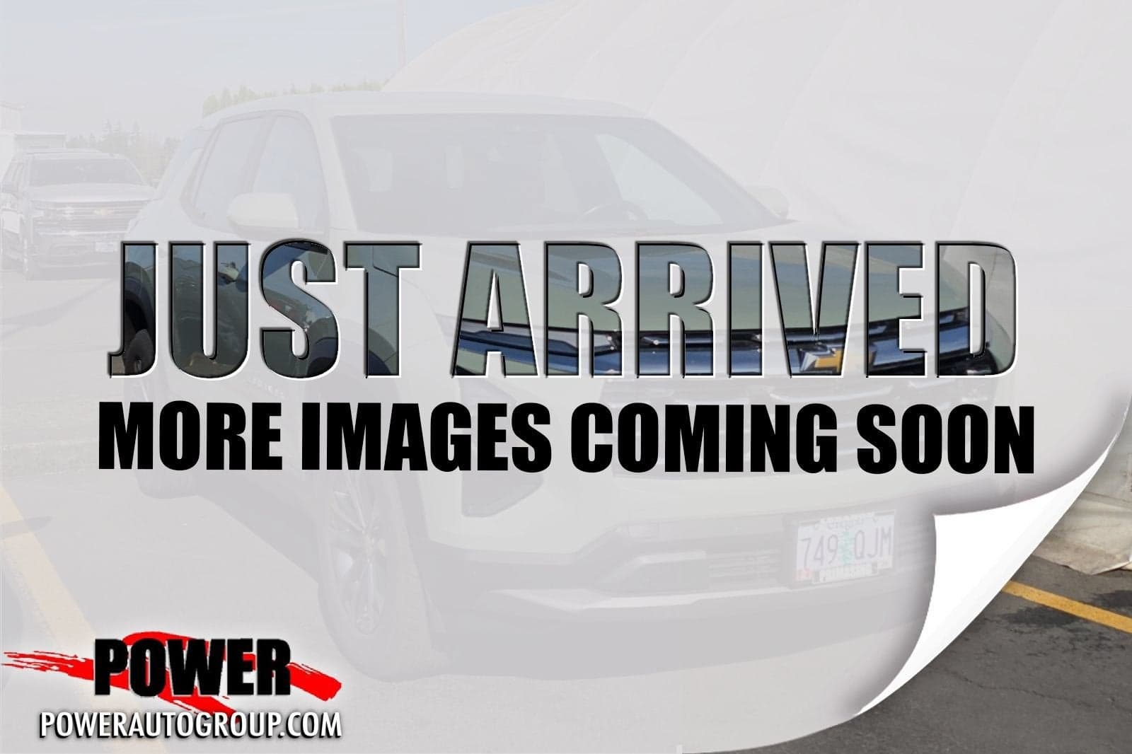2025 Chevrolet Equinox LT — photo 1 of 3