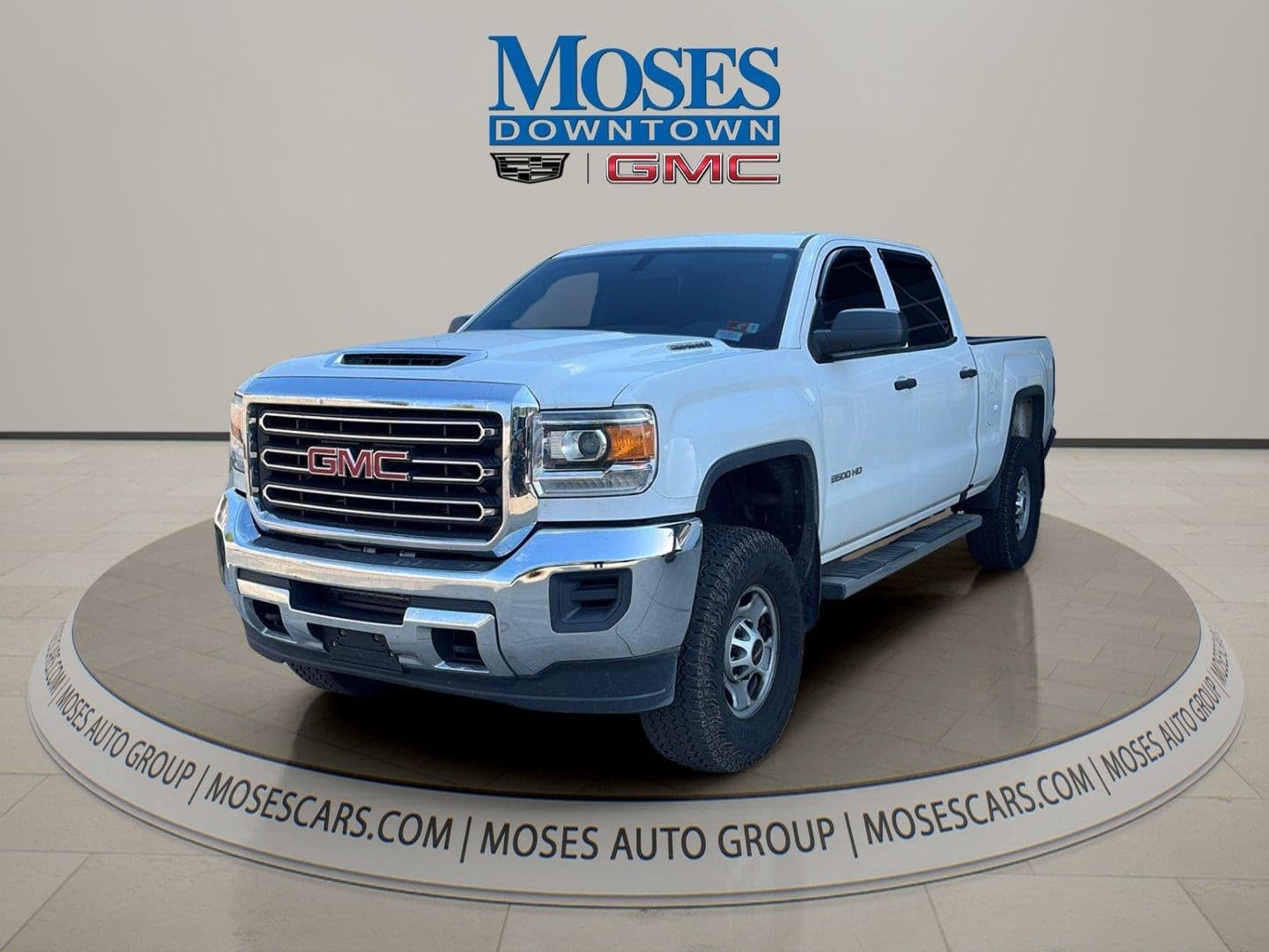 2018 GMC Sierra 2500HD Base — photo 1 of 8