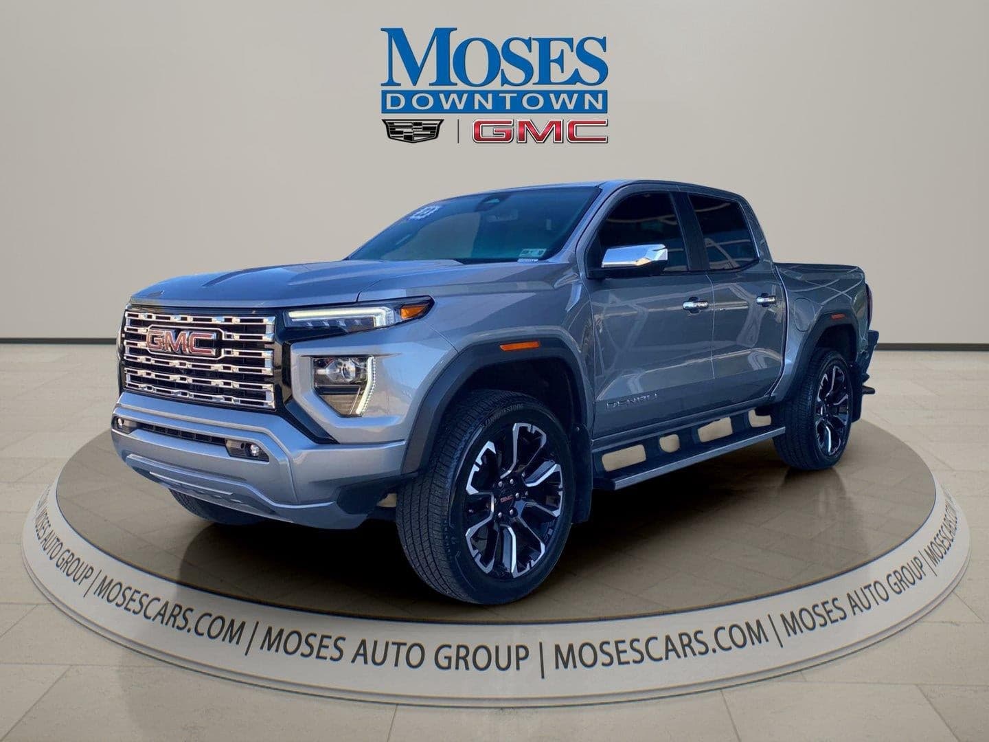 2023 GMC Canyon 4WD Denali — photo 1 of 5