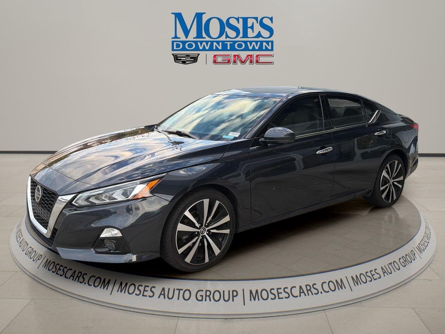 2022 Nissan Altima Base — photo 1 of 5