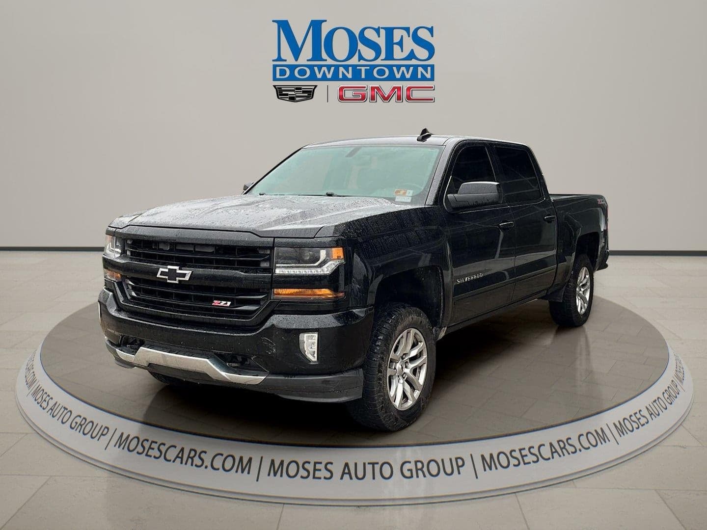 2017 Chevrolet Silverado 1500 LT — photo 1 of 5