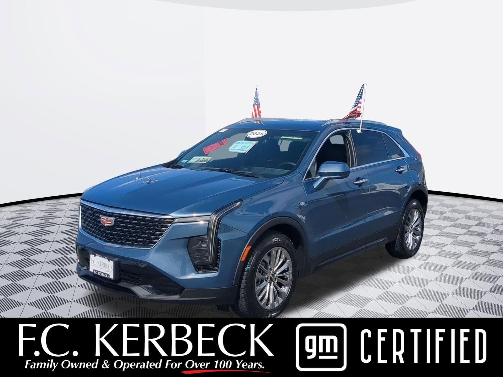 2025 Cadillac XT4 AWD Premium Luxury — photo 1 of 33
