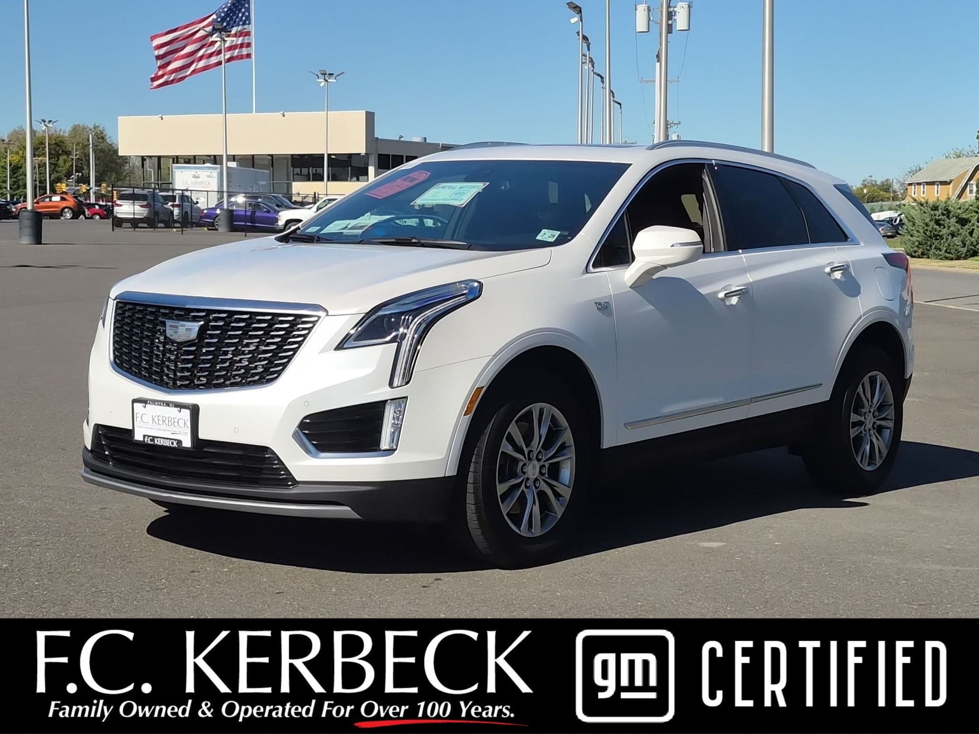 2023 Cadillac XT5 FWD Premium Luxury — photo 1 of 5