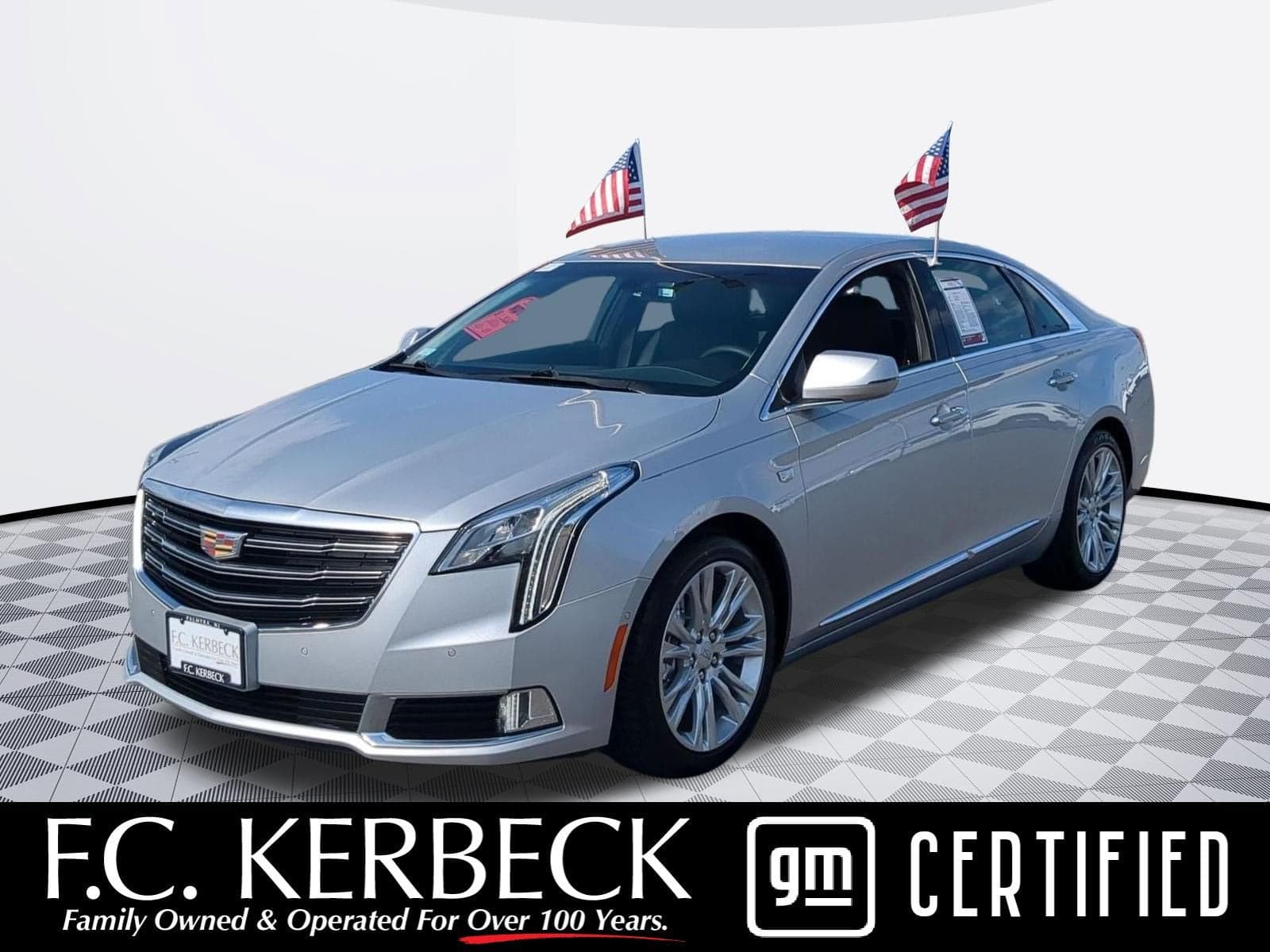 2018 Cadillac XTS Luxury — photo 1 of 32