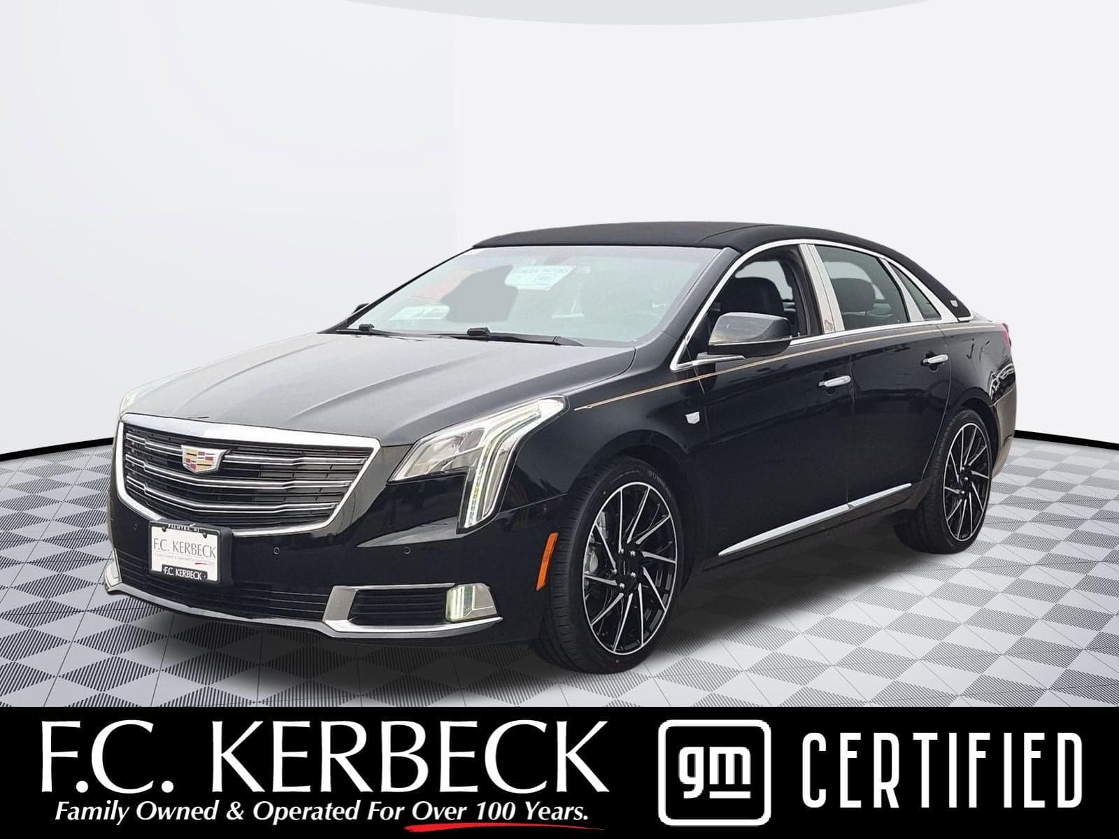 2019 Cadillac XTS Luxury — photo 1 of 33