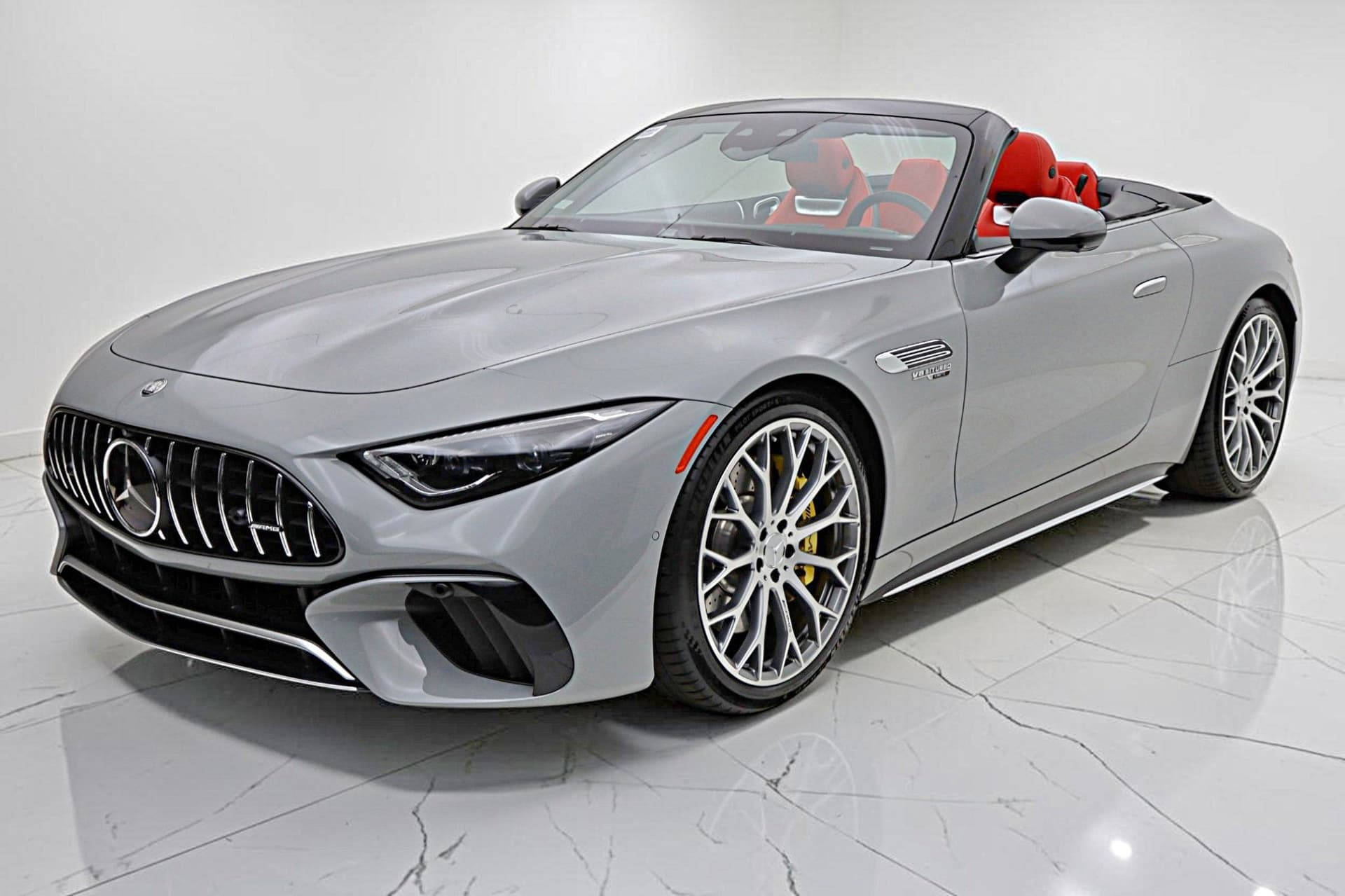 2023 Mercedes-Benz SL Base — photo 1 of 5