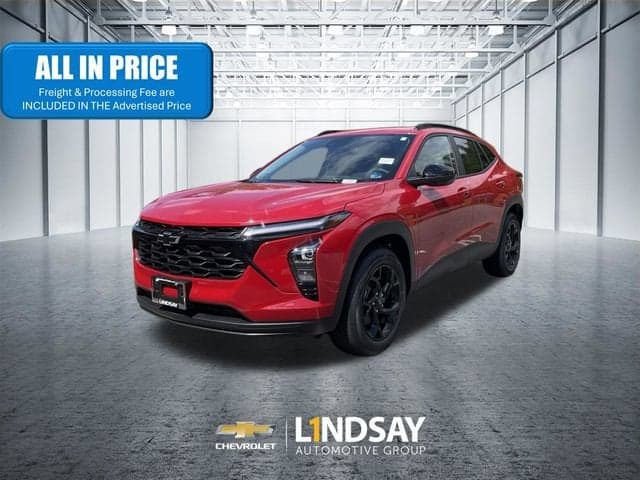 2026 Chevrolet Trax LT — photo 1 of 26