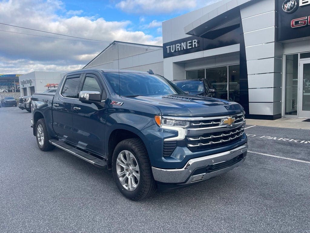 2024 Chevrolet Silverado 1500 LTZ — photo 1 of 5