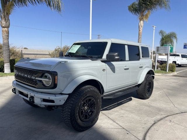 2024 Ford Bronco Wildtrak — photo 1 of 34
