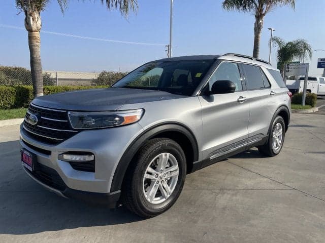 2024 Ford Explorer XLT — photo 1 of 5