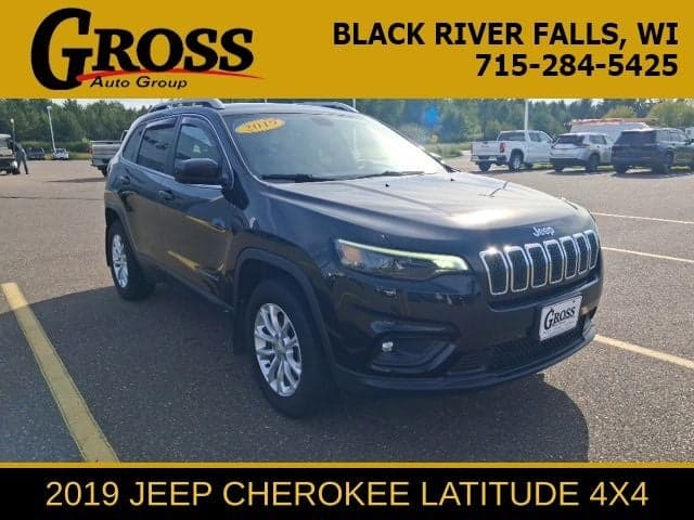 2019 Jeep Cherokee Latitude — photo 1 of 32