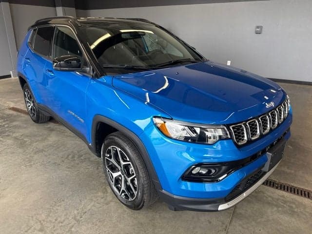 2025 Jeep Compass Limited — photo 1 of 41