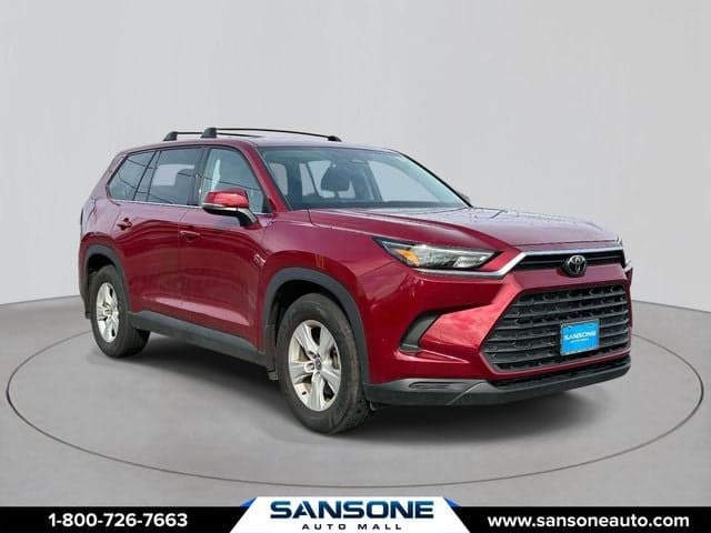 2025 Toyota Grand Highlander LE — photo 1 of 32