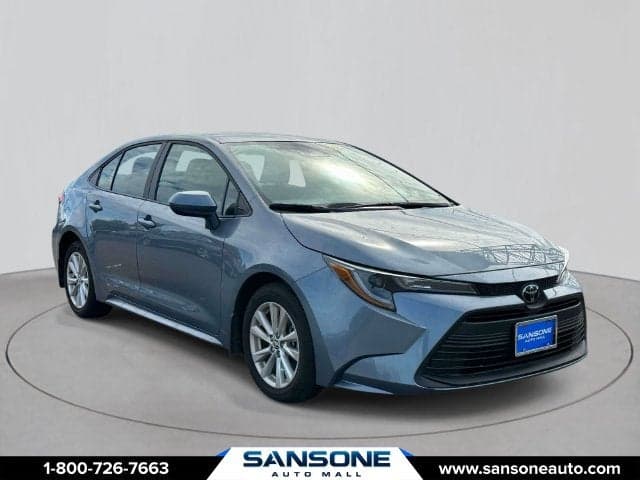 2024 Toyota Corolla LE — photo 1 of 31