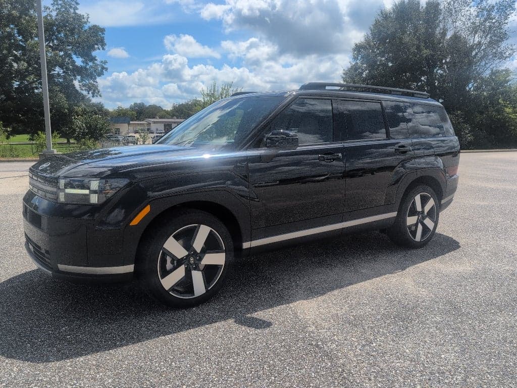 2027 Hyundai Santa Fe Limited 6P — photo 1 of 14