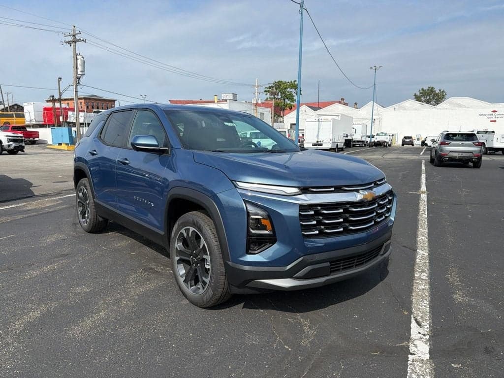 2027 Chevrolet Equinox AWD LT — photo 1 of 38