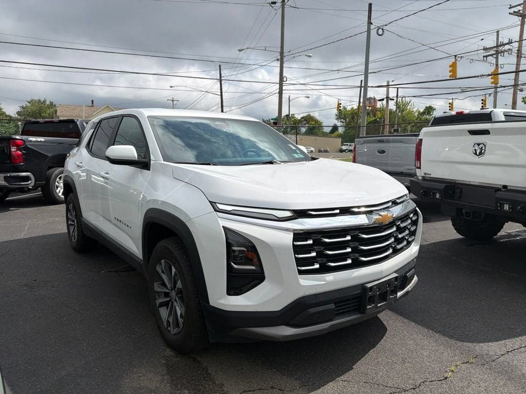 2026 Chevrolet Equinox AWD LT — photo 1 of 38