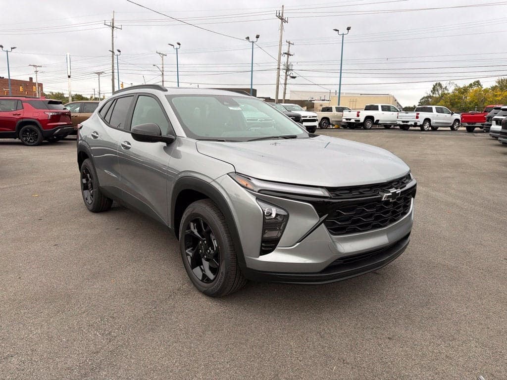 2026 Chevrolet Trax LT — photo 1 of 5