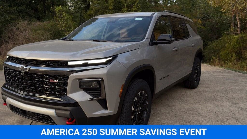 2027 Chevrolet Traverse AWD Z71 — photo 1 of 79