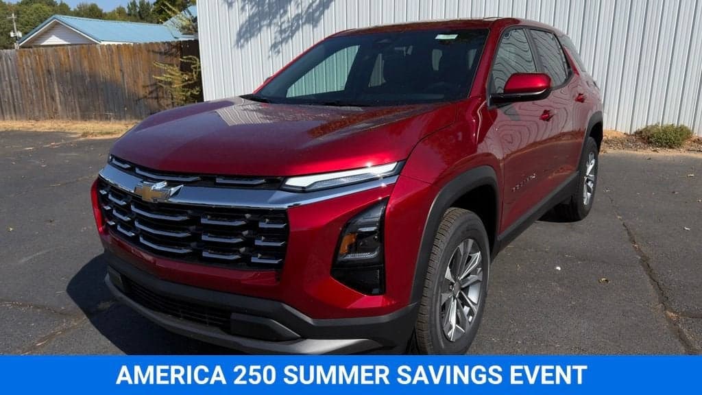 2027 Chevrolet Equinox FWD LT — photo 1 of 25