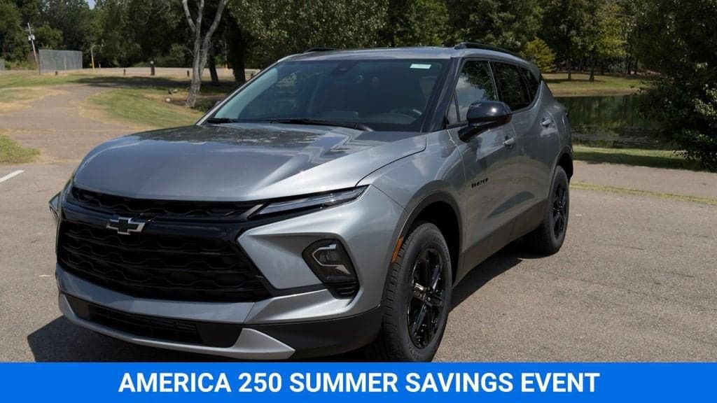 2026 Chevrolet Blazer 2LT — photo 1 of 77