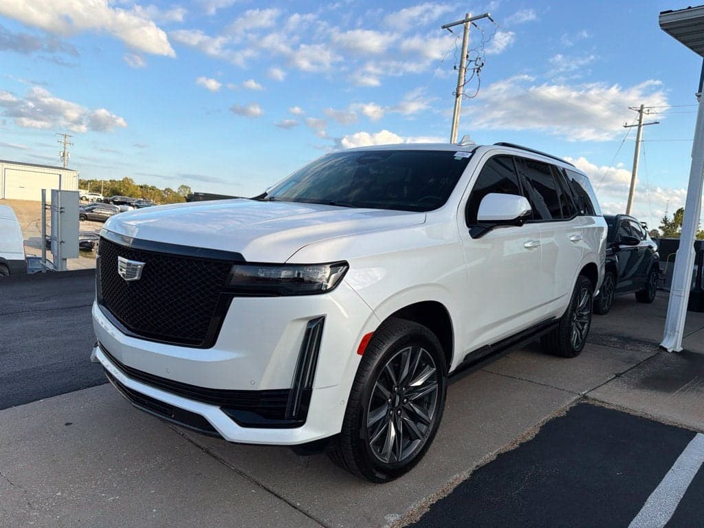2021 Cadillac Escalade Sport Platinum — photo 1 of 5