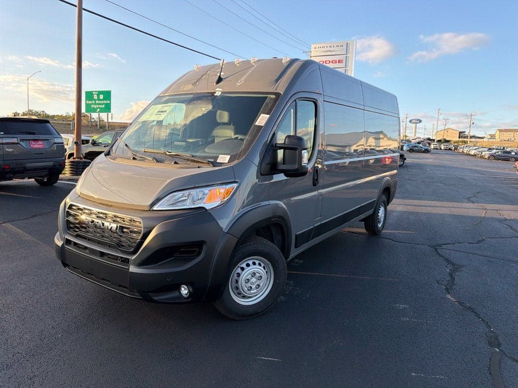 2027 RAM ProMaster Cargo Van Tradesman — photo 1 of 5