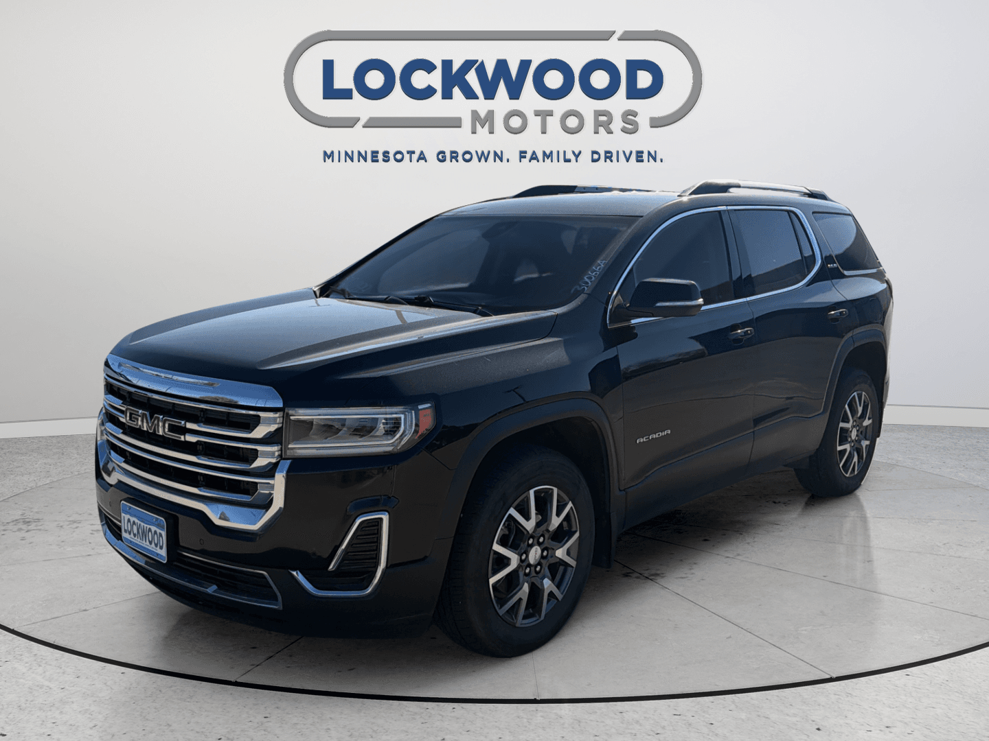 2023 GMC Acadia SLE — photo 1 of 5