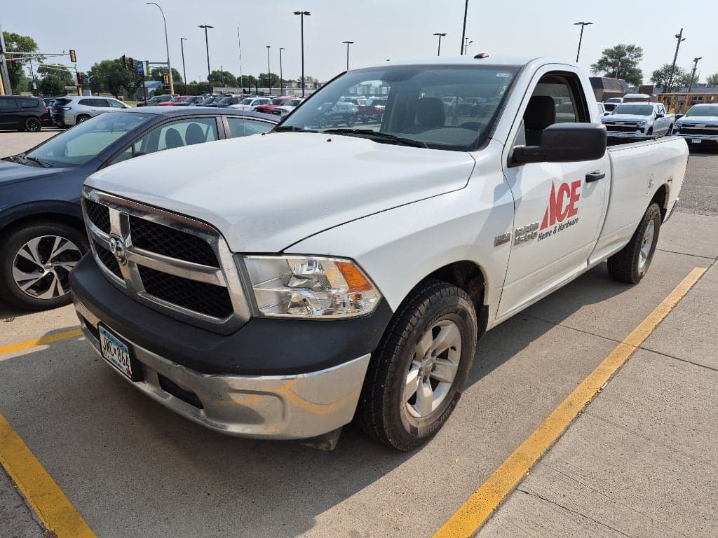2017 RAM 1500 Tradesman — photo 1 of 5