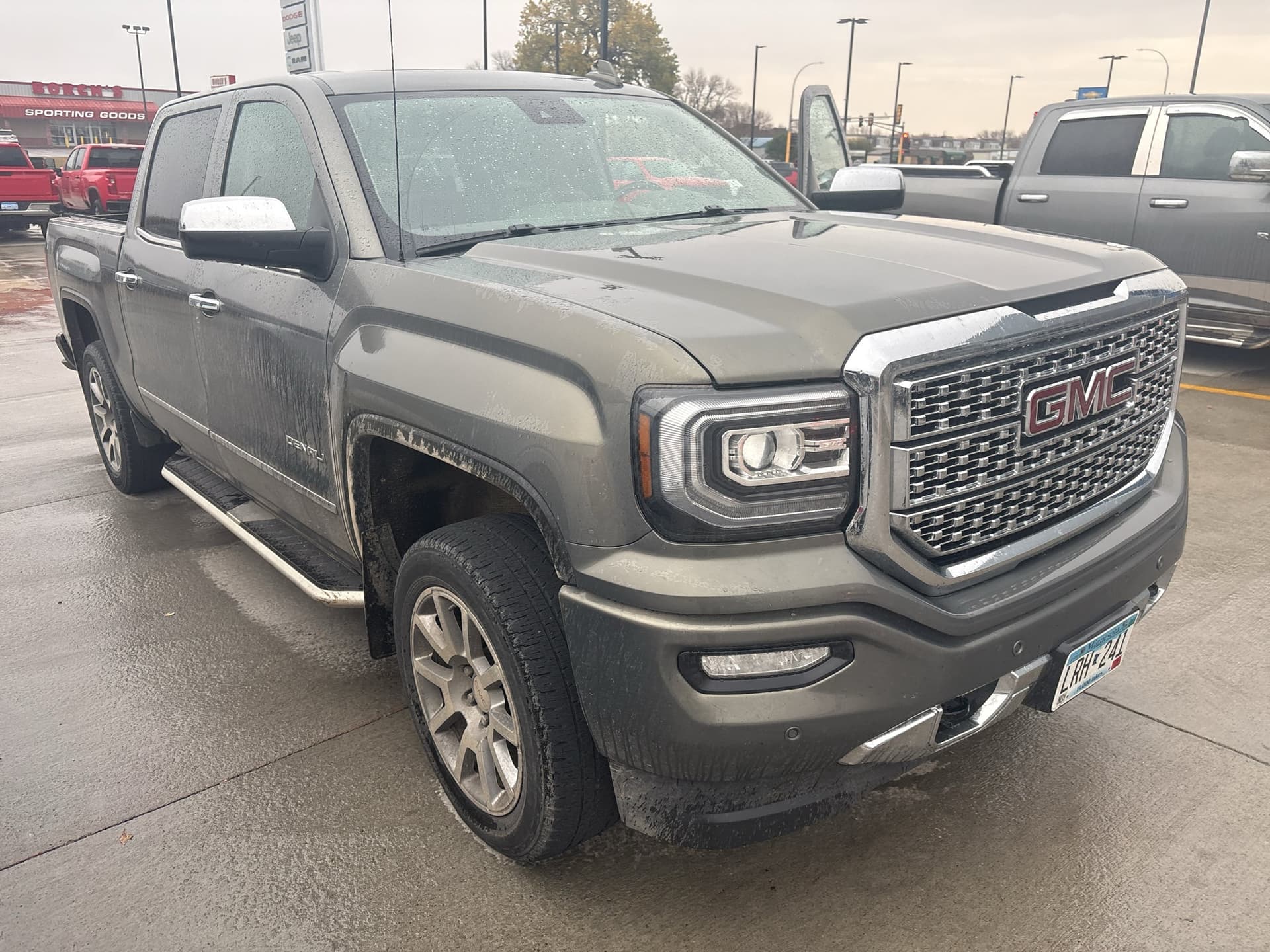 2018 GMC Sierra 1500 Denali — photo 1 of 5