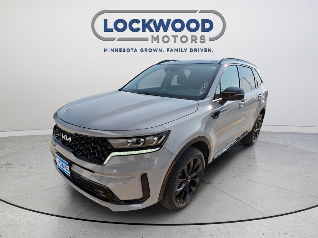 2022 Kia Sorento SX — photo 1 of 42