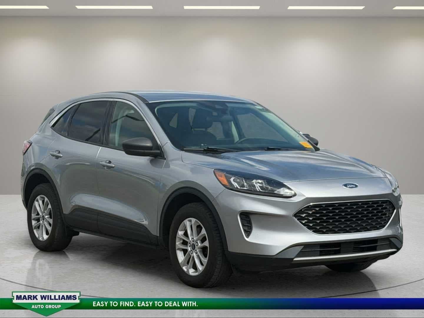 2022 Ford Escape SE — photo 1 of 15