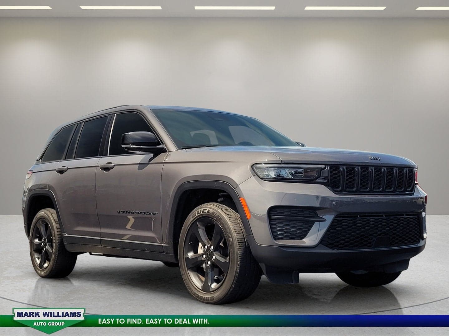 2023 Jeep Grand Cherokee Altitude X — photo 1 of 11