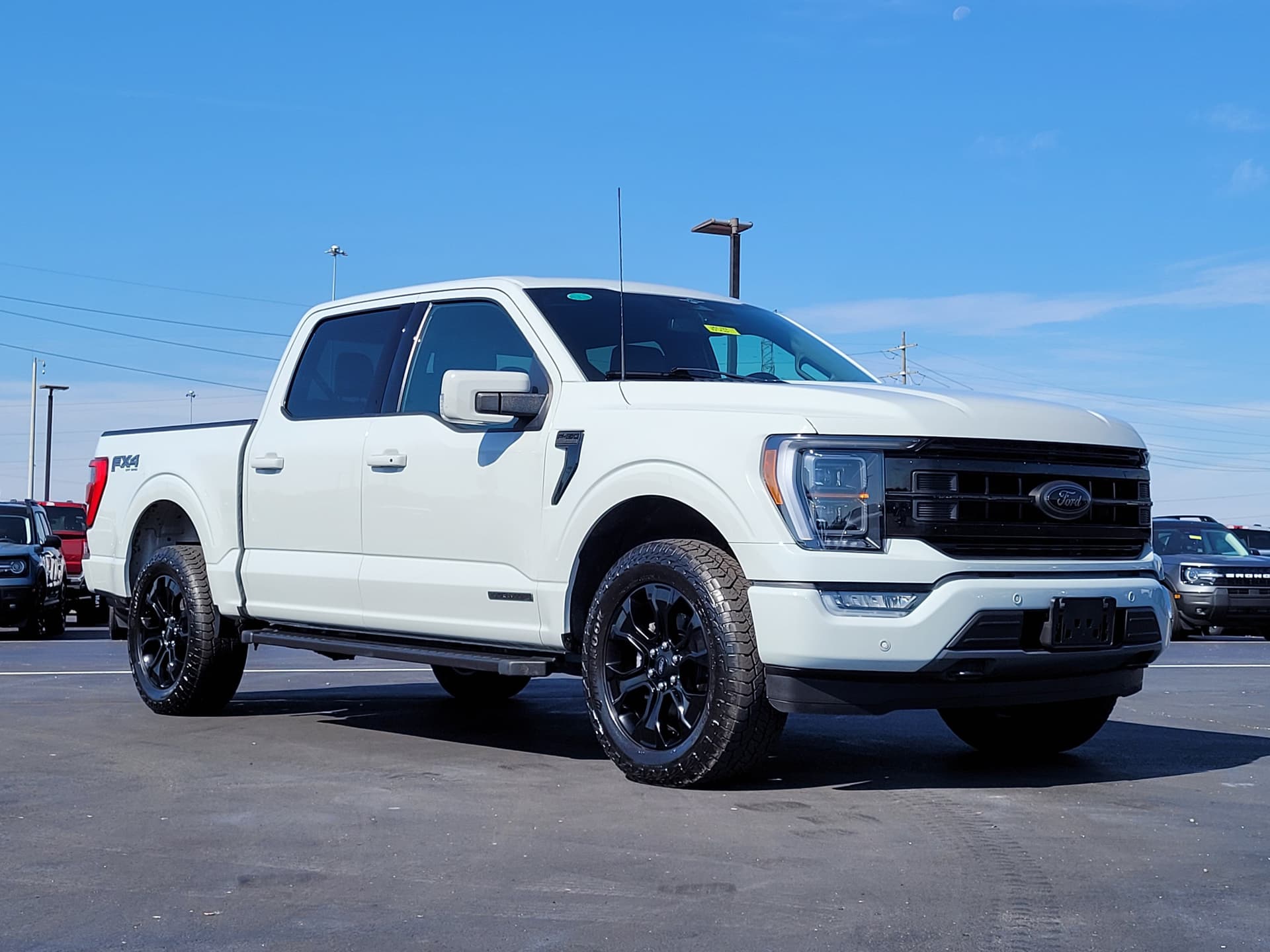 2023 Ford F-150 LARIAT — photo 1 of 11