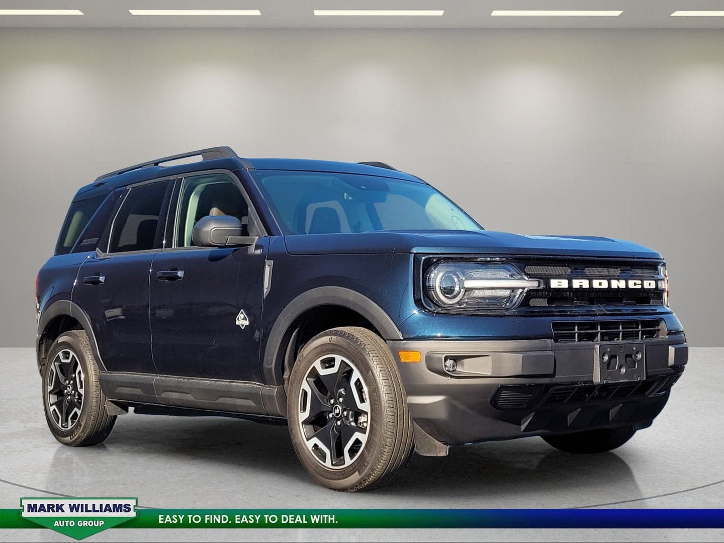 2021 Ford Bronco Sport Outer Banks — photo 1 of 11