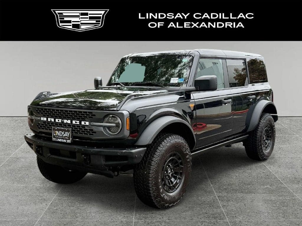 2026 Ford Bronco Badlands — photo 1 of 33