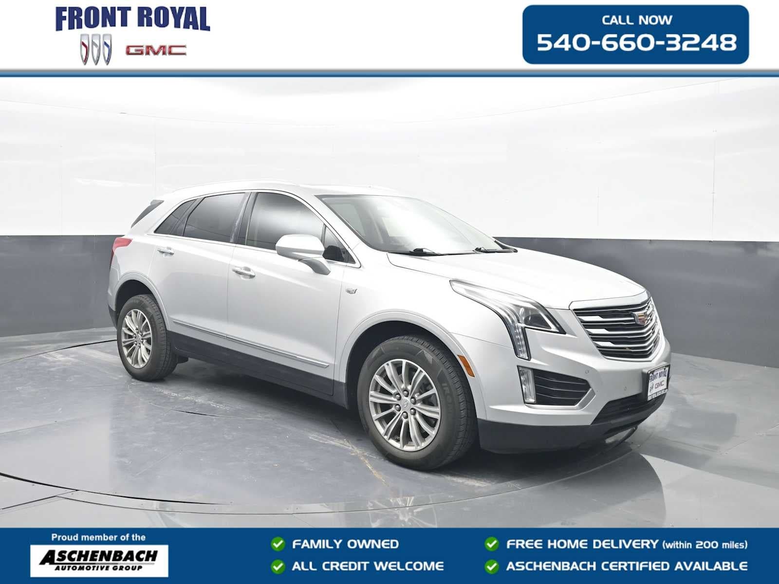 2017 Cadillac XT5 Luxury AWD — photo 1 of 5