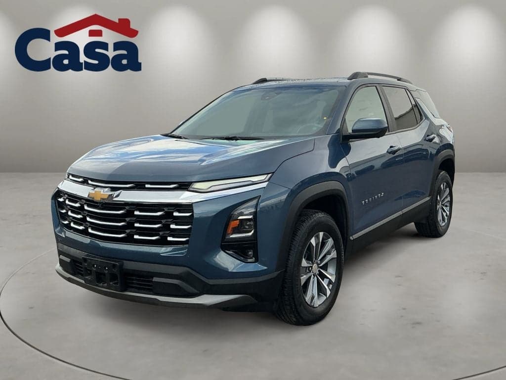 2025 Chevrolet Equinox LT — photo 1 of 37