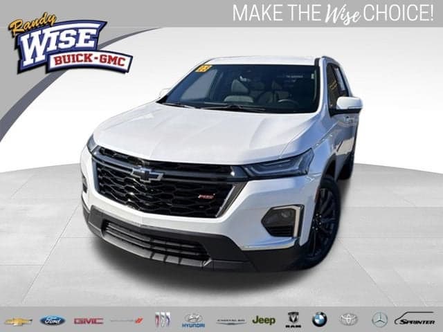 2023 Chevrolet Traverse RS — photo 1 of 42