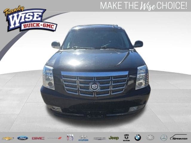 2011 Cadillac Escalade ESV Luxury — photo 1 of 5