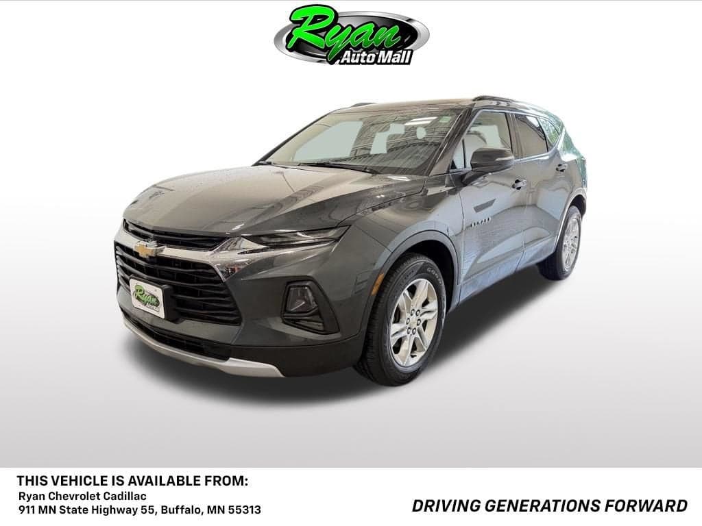 2020 Chevrolet Blazer LT — photo 1 of 28