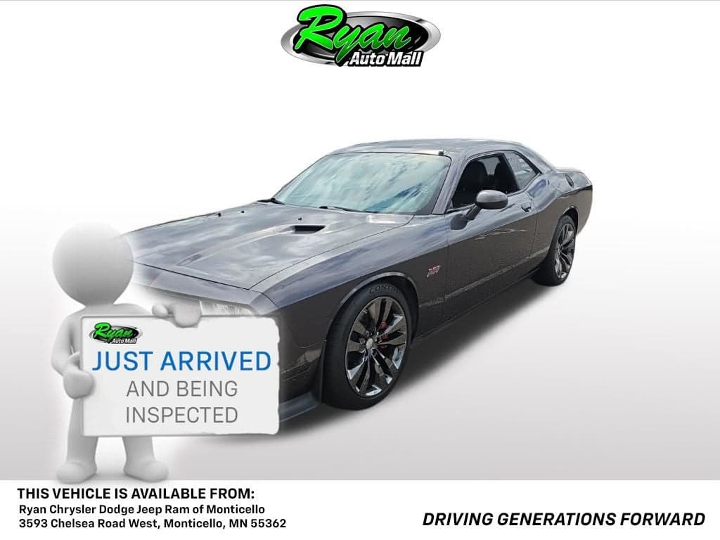 2013 Dodge Challenger SRT8 — photo 1 of 10