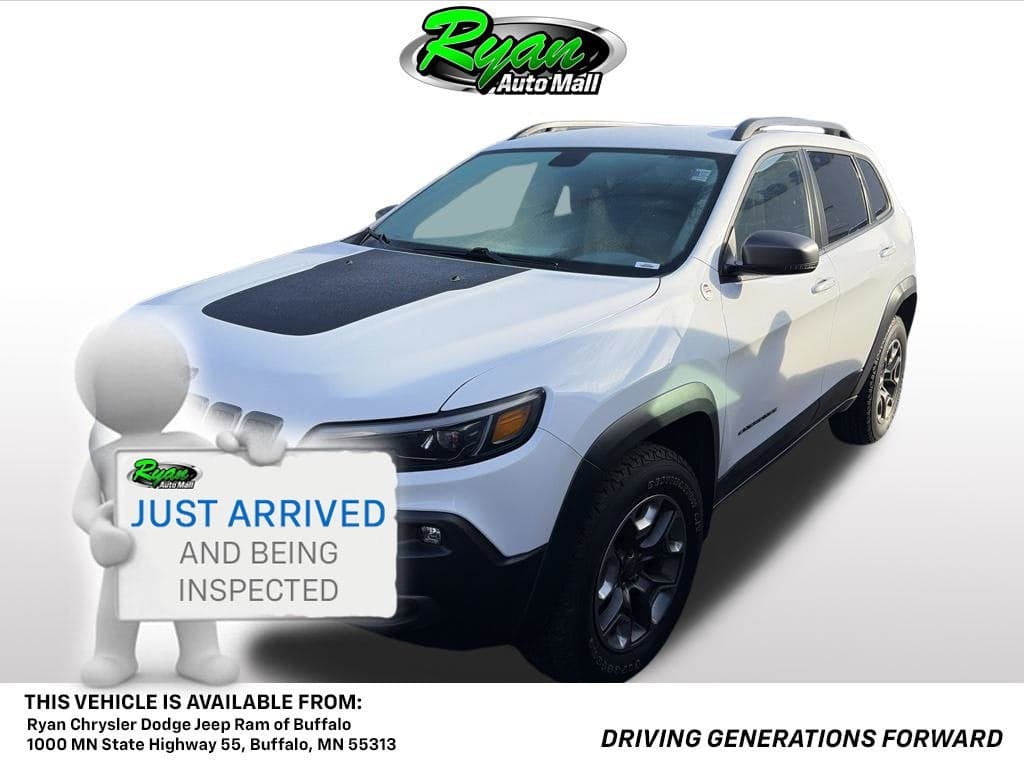2019 Jeep Cherokee Trailhawk — photo 1 of 5