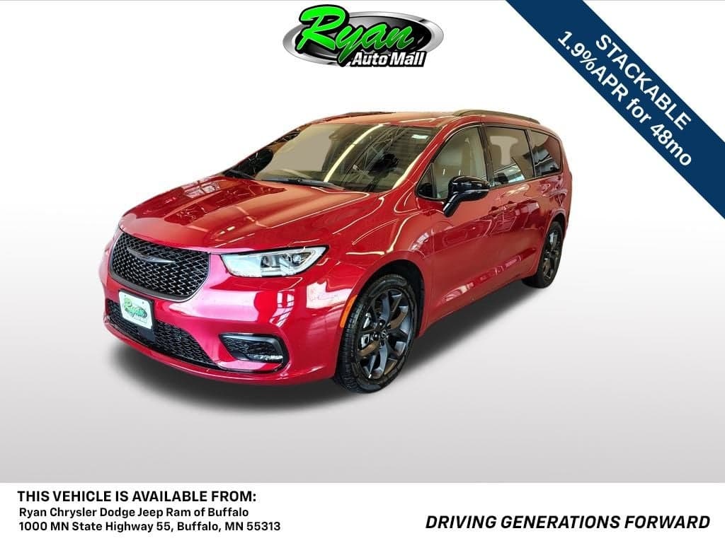 2026 Chrysler Pacifica Select — photo 1 of 31