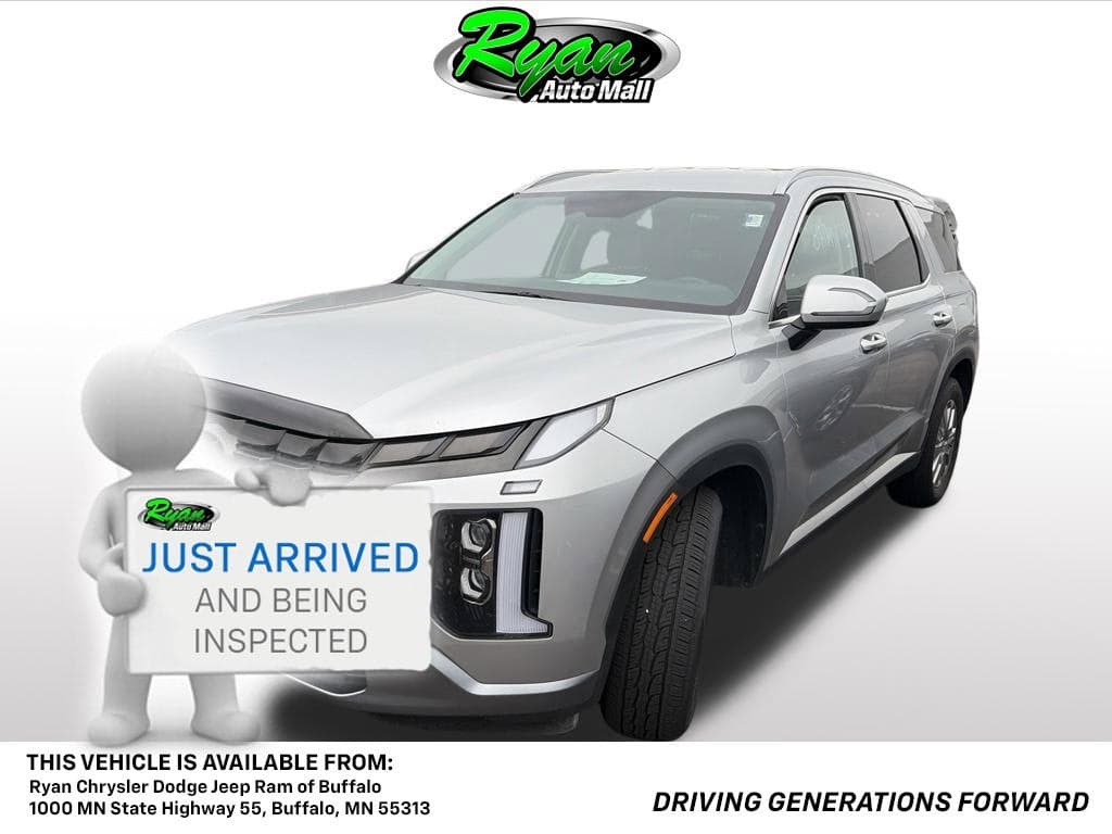2024 Hyundai Palisade Base — photo 1 of 15