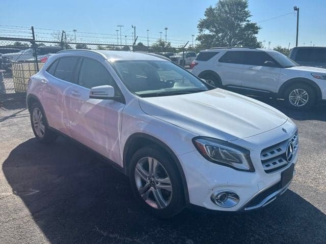 2019 Mercedes-Benz GLA GLA 250 — photo 1 of 9