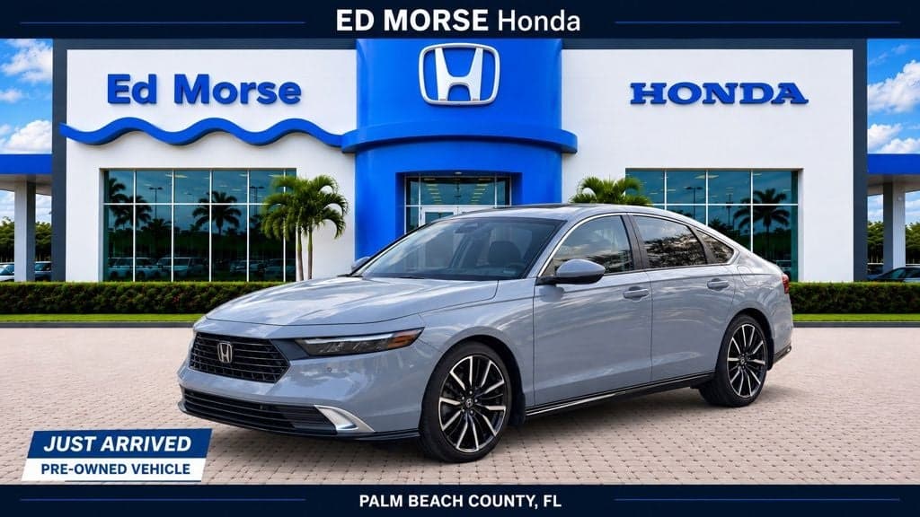 2024 Honda Accord Hybrid Touring — photo 1 of 24